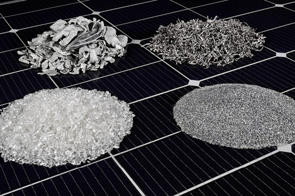 Convitrum GmbH ist spezialisiert auf dieRückgewinnung von Rahmen, Kabel, Glas, Leiterbahnen und Silizium. Convitrum GmbH ist spezialisiert auf dieRückgewinnung von Rahmen, Kabel, Glas, Leiterbahnen und Silizium.